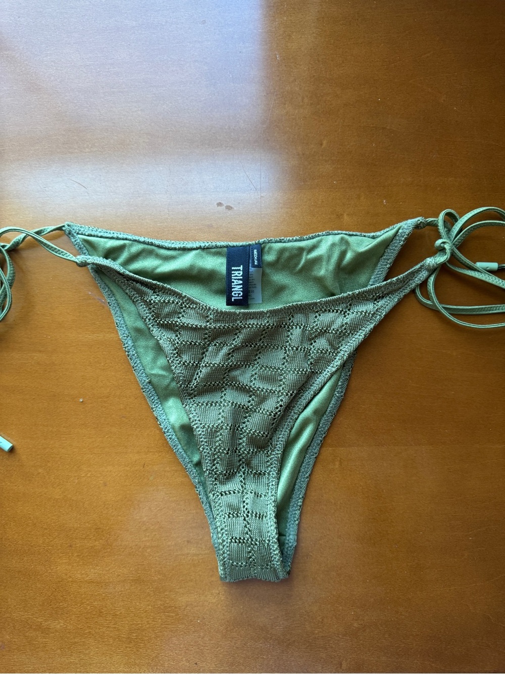 Vinca Triangle Bikini Set - Picture 5 of 7